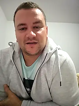 KarlosCarutox online show from 09-29-25, 05:51