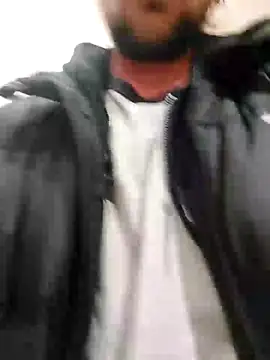 QcMisterv13 online show from 12-23-25, 01:25