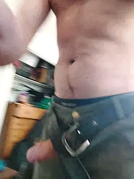 QcMisterv13 online show from 04-21-26, 07:17