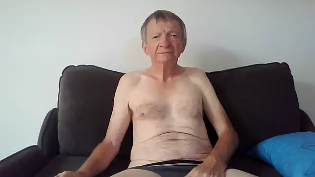 naturiste974 online show from 12-19-25, 08:32