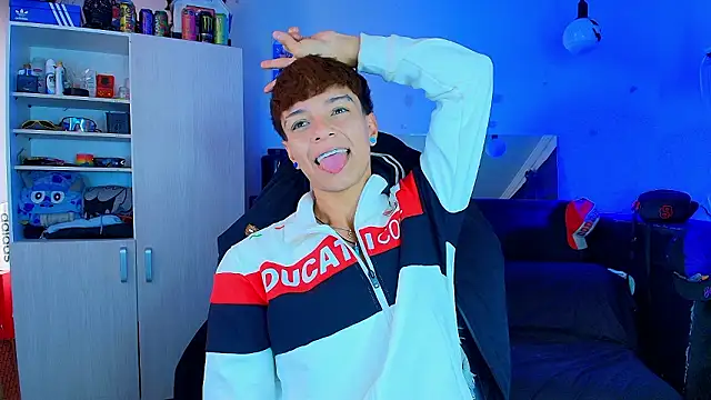 Snapshot of twink_sebas_ chatting on 02-02-26, 01:54 twink sebas online show from 02-02-26, 01:54