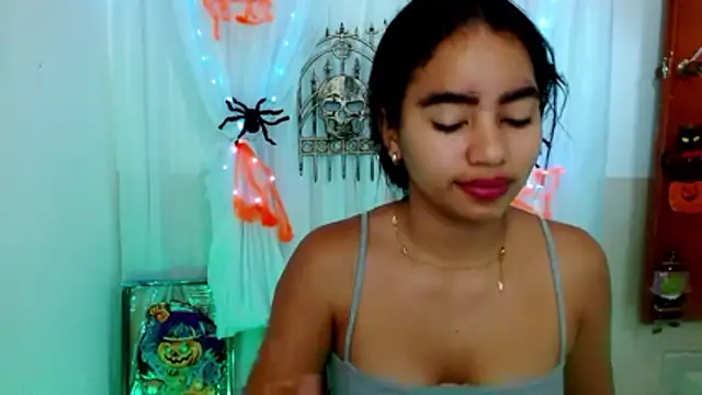 Snapshot of Marybaby_69 chatting on 10-28-25, 01:58 Marybaby 69 online show from 10-28-25, 01:58