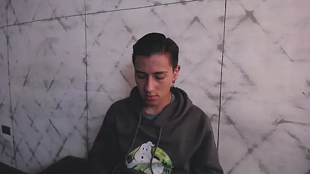 Snapshot of Andy_Joy_ chatting on 10-12-25, 11:20 Andy Joy online show from 10-12-25, 11:20