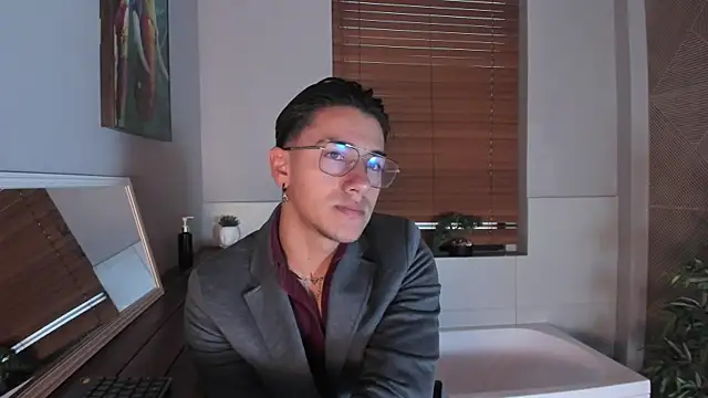 Snapshot of Andy_Joy_ chatting on 11-02-25, 11:34 Andy Joy online show from 11-02-25, 11:34