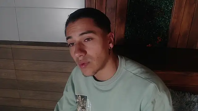 Snapshot of Andy_Joy_ chatting on 11-03-25, 11:33 Andy Joy online show from 11-03-25, 11:33