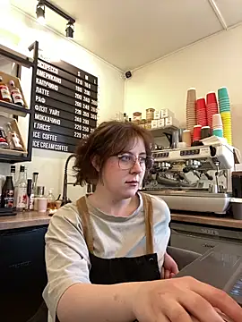 cinnabon  online show from 05-03-26, 08:53