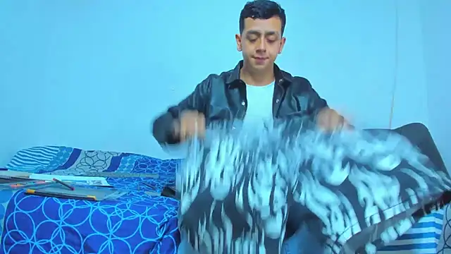 maxowens oficial online show from 12-31-24, 11:39