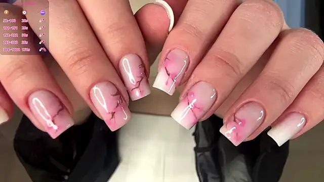 LindaFarmer online show from 11-24-25, 03:50