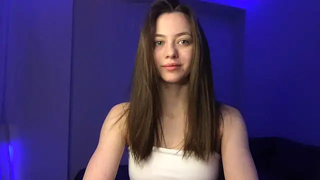 Snapshot of Riasha chatting on 02-28-25, 08:18 Riasha online show from 02-28-25, 08:18