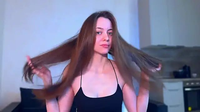 Snapshot of Riasha chatting on 09-23-25, 09:18 Riasha online show from 09-23-25, 09:18