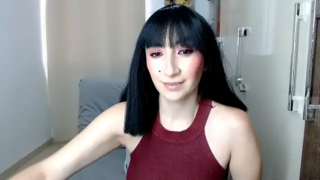 Laura-pervert online show from 10-19-25, 09:04