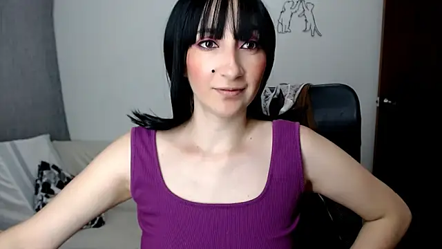 Snapshot of Laura-pervert chatting on 07-12-26, 12:01 Laura-pervert online show from 07-12-26, 12:01