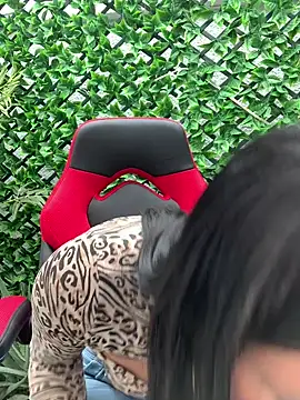 emily 22x online show from 12-21-24, 08:00