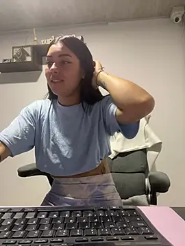 emily 22x online show from 01-30-25, 12:29