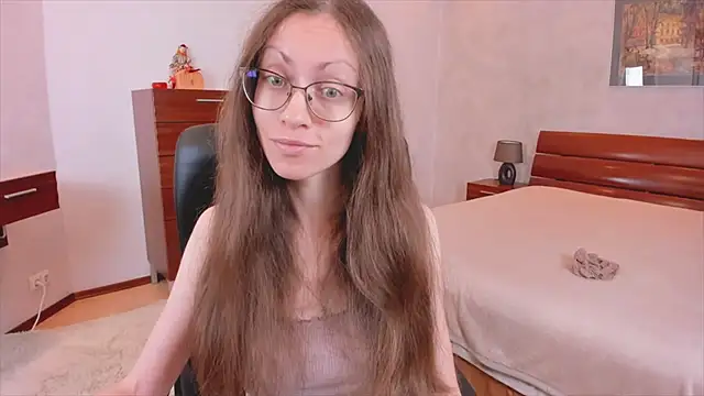 Snapshot of Pantyhose_Mila chatting on 10-08-25, 07:22 Pantyhose Mila online show from 10-08-25, 07:22