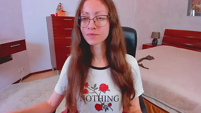 Snapshot of Pantyhose_Mila chatting on 10-22-25, 07:24 Pantyhose Mila online show from 10-22-25, 07:24