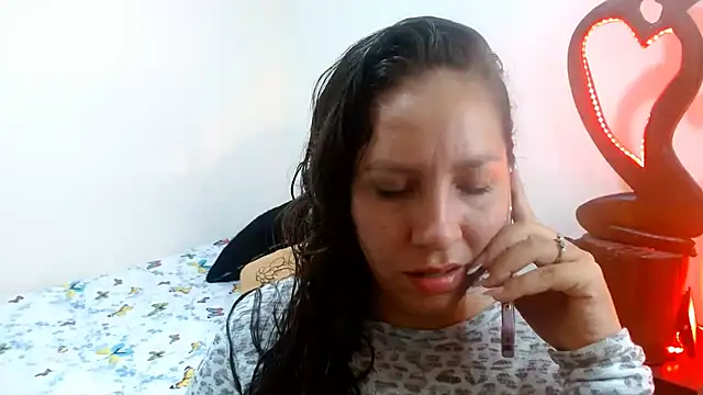 Snapshot of naihroby chatting on 12-03-24, 11:57 naihroby online show from 12-03-24, 11:57
