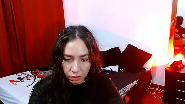 Snapshot of naihroby chatting on 01-18-25, 03:09 naihroby online show from 01-18-25, 03:09