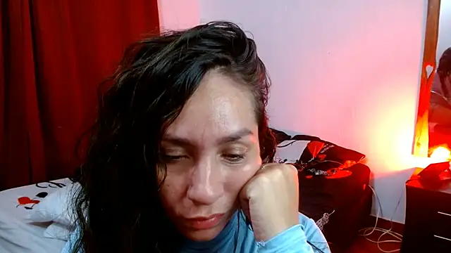 Snapshot of naihroby chatting on 01-21-25, 03:26 naihroby online show from 01-21-25, 03:26