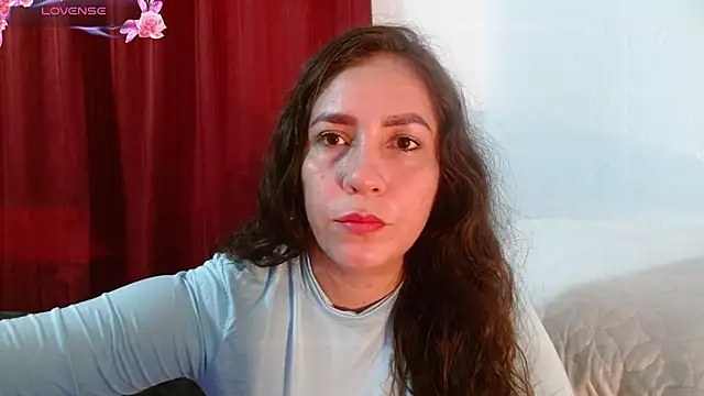 Snapshot of naihroby chatting on 03-20-25, 03:23 naihroby online show from 03-20-25, 03:23