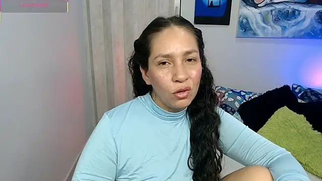 Snapshot of naihroby chatting on 03-24-26, 05:12 naihroby online show from 03-24-26, 05:12
