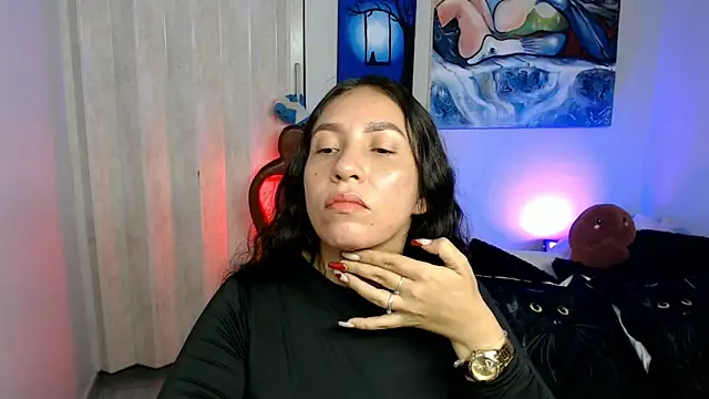 Snapshot of naihroby chatting on 04-10-26, 03:56 naihroby online show from 04-10-26, 03:56