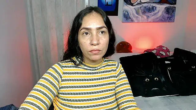Snapshot of naihroby chatting on 04-13-26, 04:51 naihroby online show from 04-13-26, 04:51