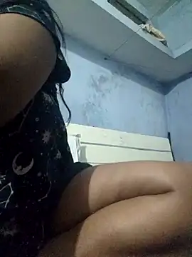 Snapshot of Priya_Strip chatting on 12-23-24, 07:09 Priya Strip online show from 12-23-24, 07:09