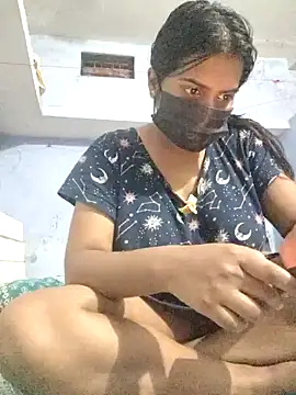 Snapshot of Priya_Strip chatting on 01-01-25, 08:02 Priya Strip online show from 01-01-25, 08:02