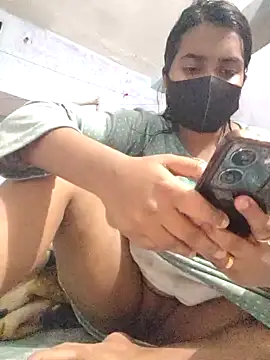 Snapshot of Priya_Strip chatting on 02-09-25, 06:47 Priya Strip online show from 02-09-25, 06:47