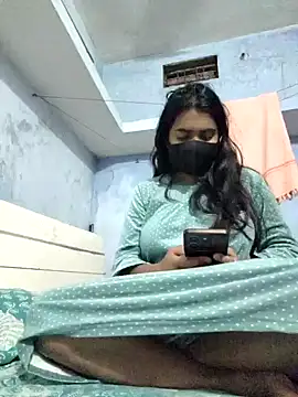 Snapshot of Priya_Strip chatting on 02-13-25, 10:11 Priya Strip online show from 02-13-25, 10:11