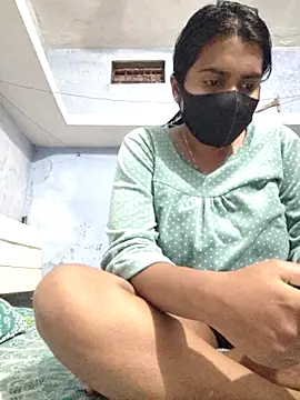 Snapshot of Priya_Strip chatting on 02-17-25, 06:59 Priya Strip online show from 02-17-25, 06:59