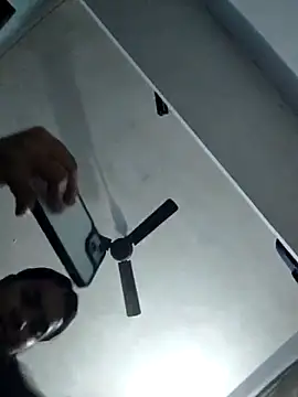 Snapshot of Priya_Strip chatting on 02-20-25, 04:50 Priya Strip online show from 02-20-25, 04:50