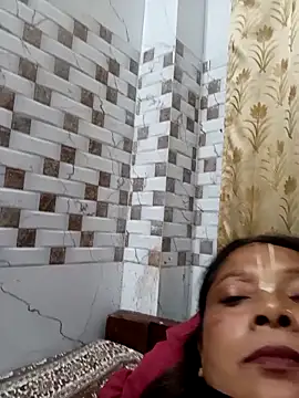 Snapshot of taniya_bhabi2 chatting on 02-06-26, 04:32 taniya bhabi2 online show from 02-06-26, 04:32