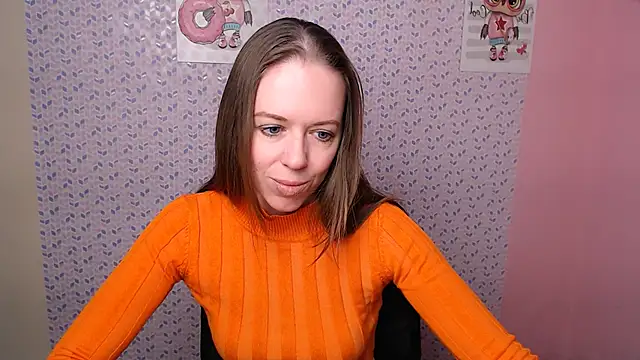 GloriaSi  online show from 12-19-24, 10:24