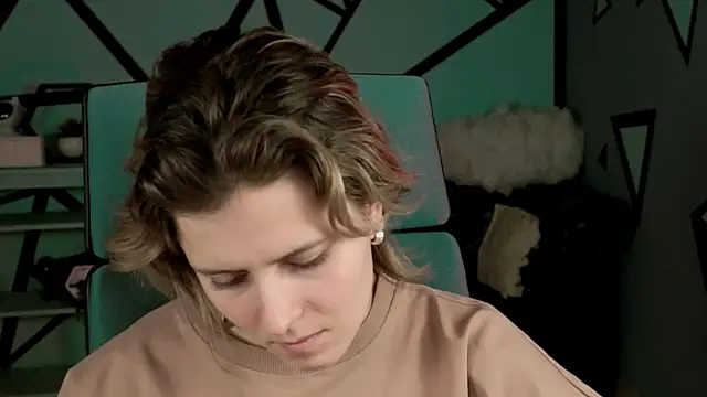 LolaAsmus online show from 12-14-24, 04:09