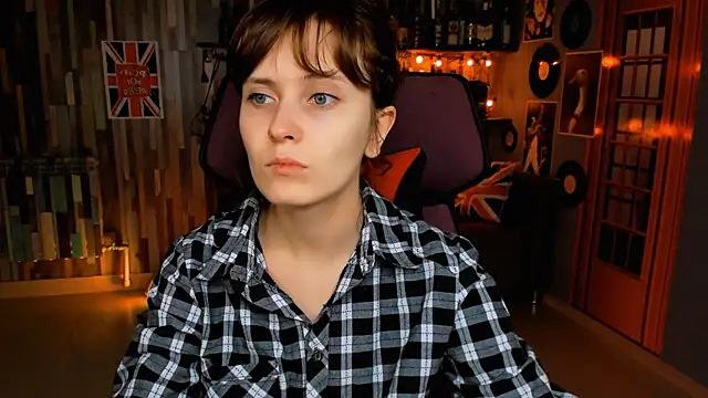 LolaAsmus online show from 11-05-25, 09:09