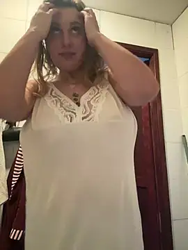 Snapshot of Yanacool007 chatting on 12-16-24, 12:49 Yanacool007 online show from 12-16-24, 12:49