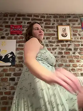 Snapshot of Yanacool007 chatting on 02-26-26, 09:25 Yanacool007 online show from 02-26-26, 09:25