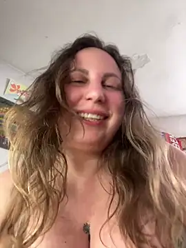 Snapshot of Yanacool007 chatting on 03-06-26, 12:56 Yanacool007 online show from 03-06-26, 12:56