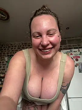 Snapshot of Yanacool007 chatting on 03-13-26, 07:04 Yanacool007 online show from 03-13-26, 07:04