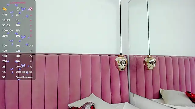 Vennus gir online show from 01-09-25, 03:47