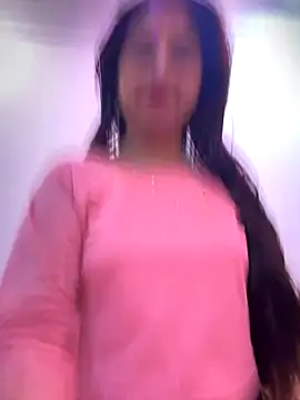 Snapshot of DiyAsingHh chatting on 10-18-25, 04:19 DiyAsingHh online show from 10-18-25, 04:19