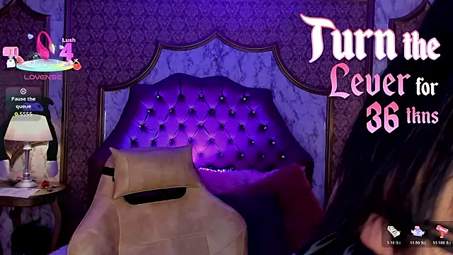 SoffiQueen online show from 03-18-26, 02:20