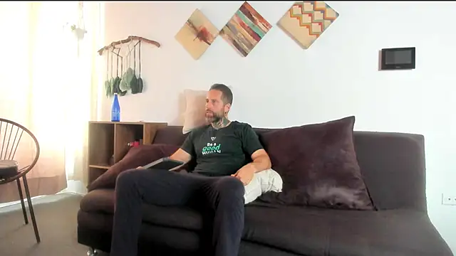 Antoniohot2024 online show from 05-05-26, 01:52