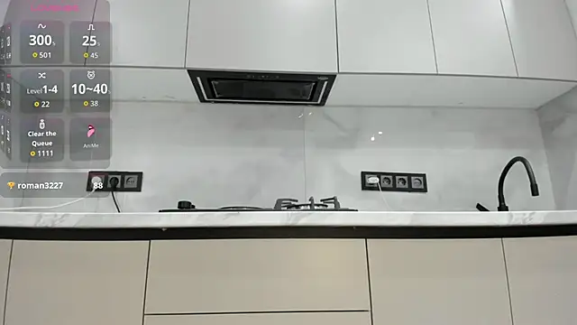 Mia Meow  online show from 10-07-25, 03:14