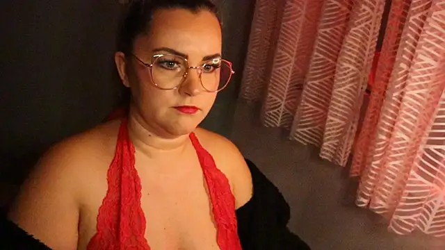 Snapshot of queenpeachi chatting on 12-06-24, 09:21 queenpeachi online show from 12-06-24, 09:21