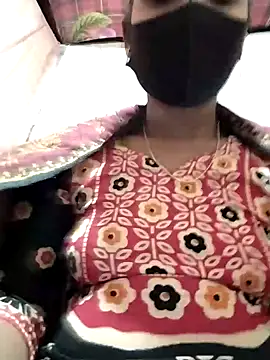 Snapshot of Etha-Moni chatting on 12-03-24, 01:10 Etha-Moni online show from 12-03-24, 01:10