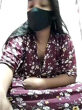 Snapshot of Etha-Moni chatting on 12-06-24, 08:29 Etha-Moni online show from 12-06-24, 08:29