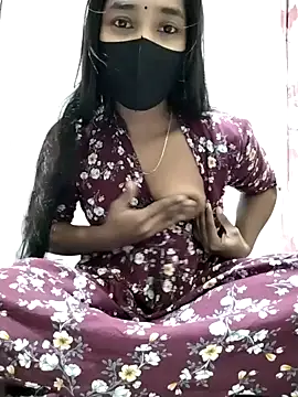 Snapshot of Etha-Moni chatting on 12-07-24, 05:42 Etha-Moni online show from 12-07-24, 05:42